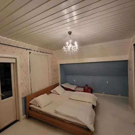 아파트 Executive 5 Bedrooms House In Central - 5 Mins Walk From Station