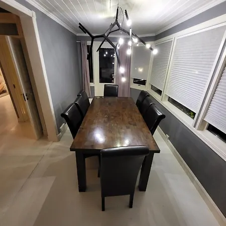 Διαμέρισμα Executive 5 Bedrooms House In Central - 5 Mins Walk From Station Lillestrøm